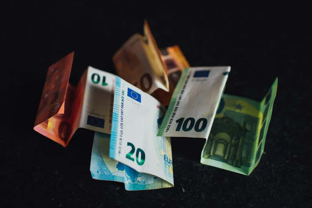 Billetes de euro - Ley de Segunda oportunidad - ApudActa.com