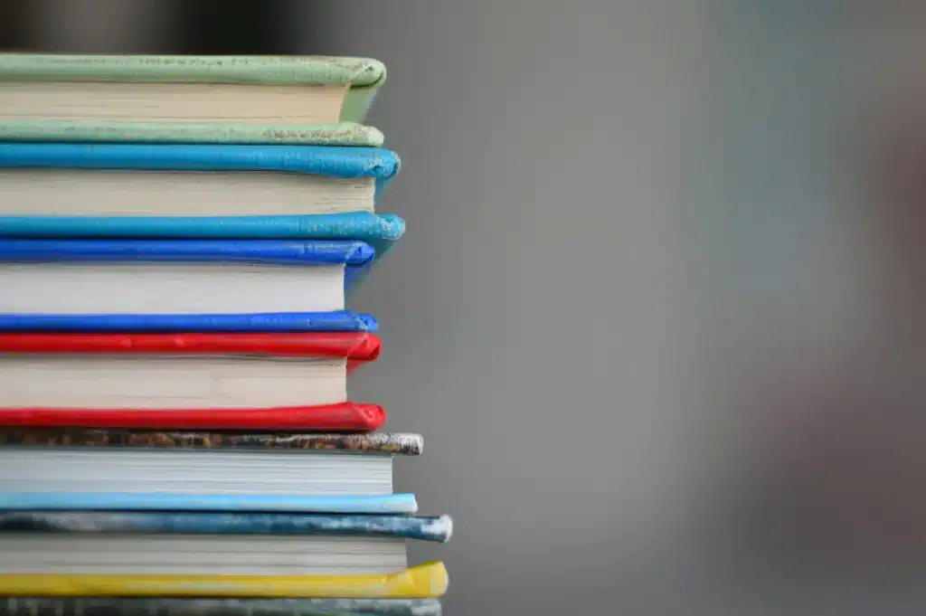 Libros de texto - cuesta de septiembre - ApudActa.com